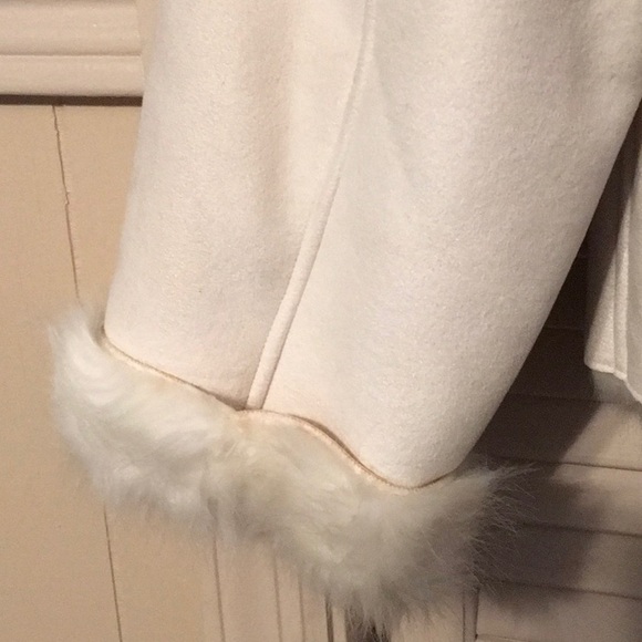 EUC,IVORY FAUX FURJACKET,SIZE XL,Ivory suede,Lisa International,shearling design - Picture 6 of 6